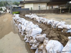 土砂災害後の道路情報をアップ、国道31号線の渋滞緩和がカギ