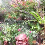 人が動かない状態が続くと体力の無いお店から順に潰れてしまうな