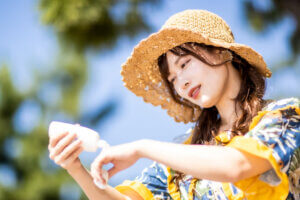 真夏に人が動かないのは仕方が無い